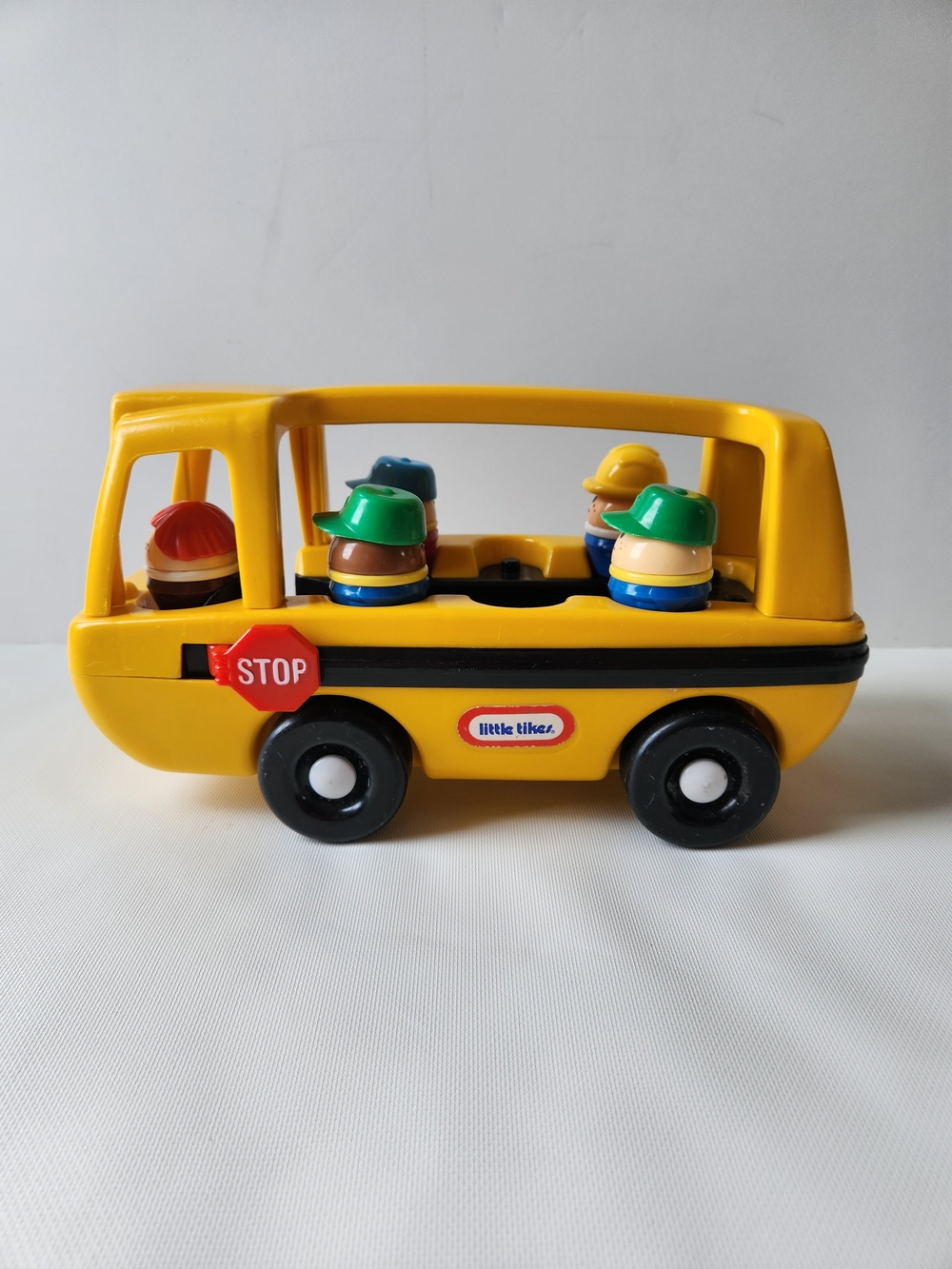 Vintage Little Tikes Toddler Tots School Bus With 5 Figures Kids Push Along